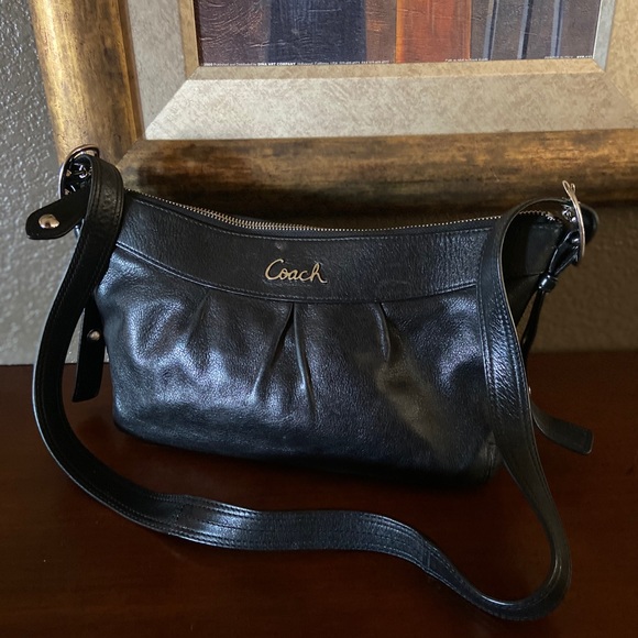 Coach Handbags - Authentic Coach handbag